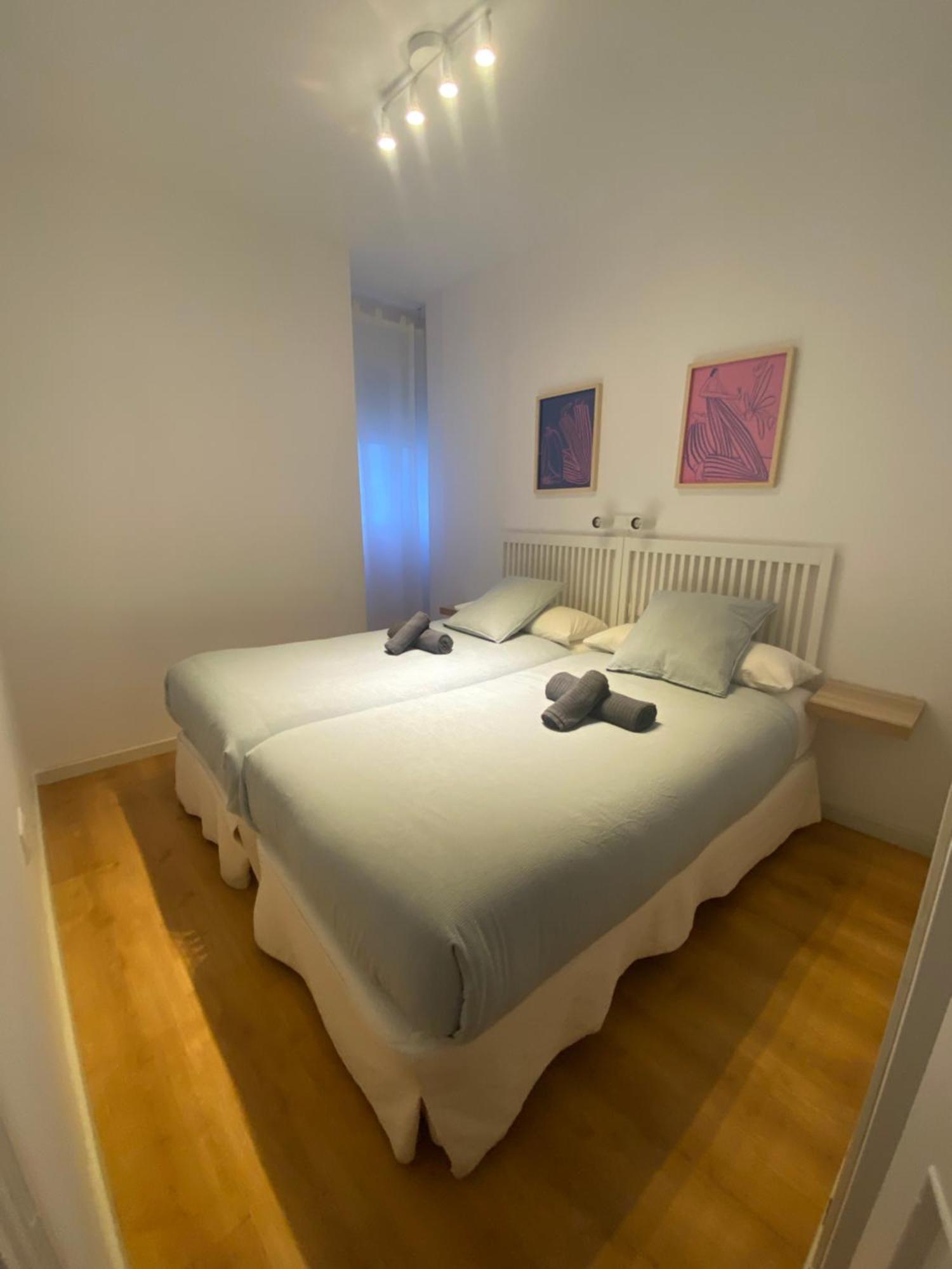 2 Bedroom Virgen De Begona Sevilla Eksteriør billede